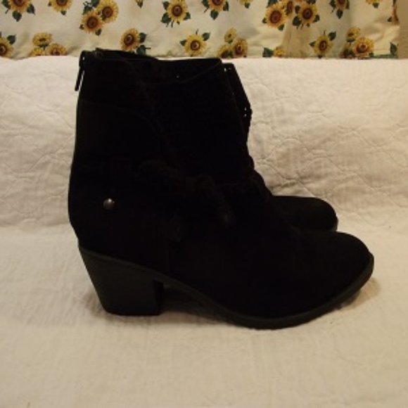 PENNINGTONS Womens heeled ankle Boot, Sz 9W - Picture 2 of 11